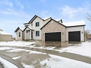 View of front facade with a garage