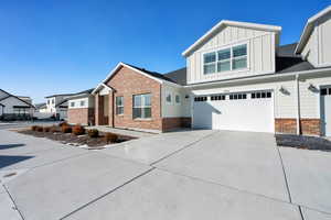 View of front facade with a garage