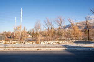 View of road featuring a mountain view