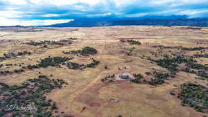 Bird's eye view with a mountain view