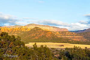 View of mountain feature