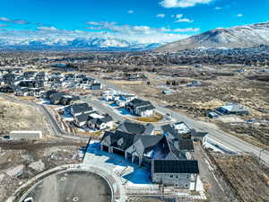 Bird's eye view featuring a mountain view