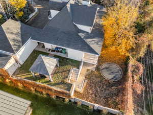 Bird's eye view showing pergola