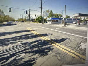 INTERSECTION IN FRON OF STATION