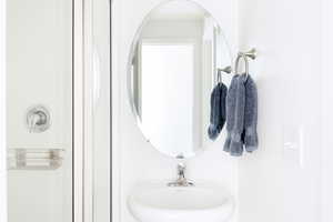 Bathroom featuring sink