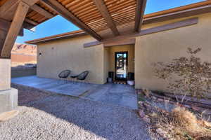 Entrance to property featuring a patio area