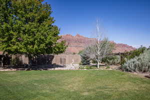 View of yard with a mountain view