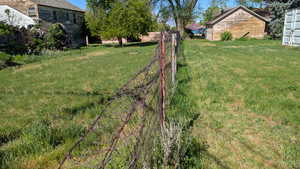 Shared Fence between 3767 South & 3779 South