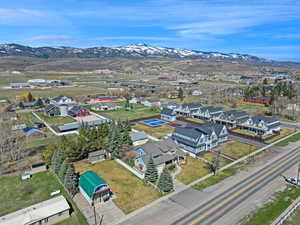 Aerial view with a residential view and a mountain view