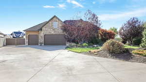 View of front of home featuring a garage