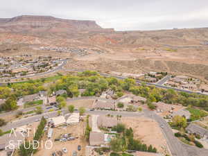 Bird's eye view with a mountain view