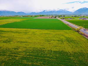 View of home's community featuring a mountain view and a rural view