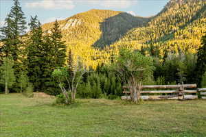 View of mountain feature