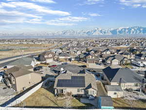 Drone / aerial view featuring a mountain view