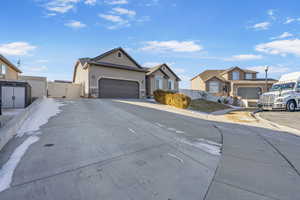 View of front of house featuring a garage