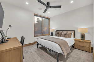 Bedroom with ceiling fan