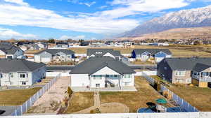 Bird's eye view featuring a mountain view