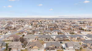 Bird's eye view with a mountain view