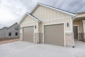 View of front of home featuring a garage