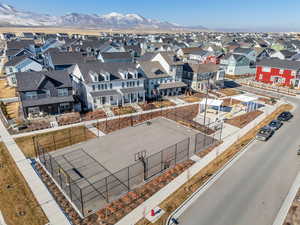 Bird's eye view with a mountain view