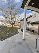 View of patio / terrace featuring an outdoor structure