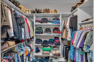 View of walk in closet