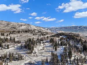 View of mountain feature