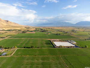 Bird's eye view featuring a mountain view and a rural view