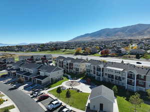 Aerial view with a mountain view