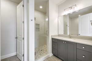 ENSUITE BATHROOM ON SECOND LEVEL