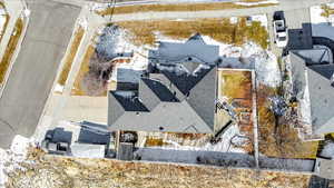 Birds eye view of property