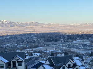 View of city featuring a mountain view