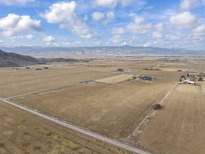 Bird's eye view featuring a mountain view