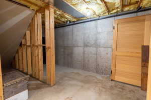 Unfinished basement room 4