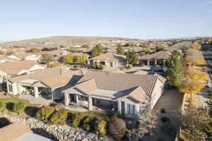 Drone / aerial view featuring a mountain view