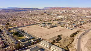 Drone / aerial view featuring a mountain view