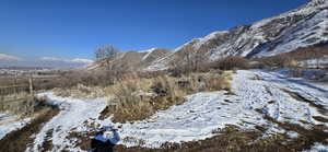 View of mountain feature