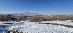 View of mountain feature