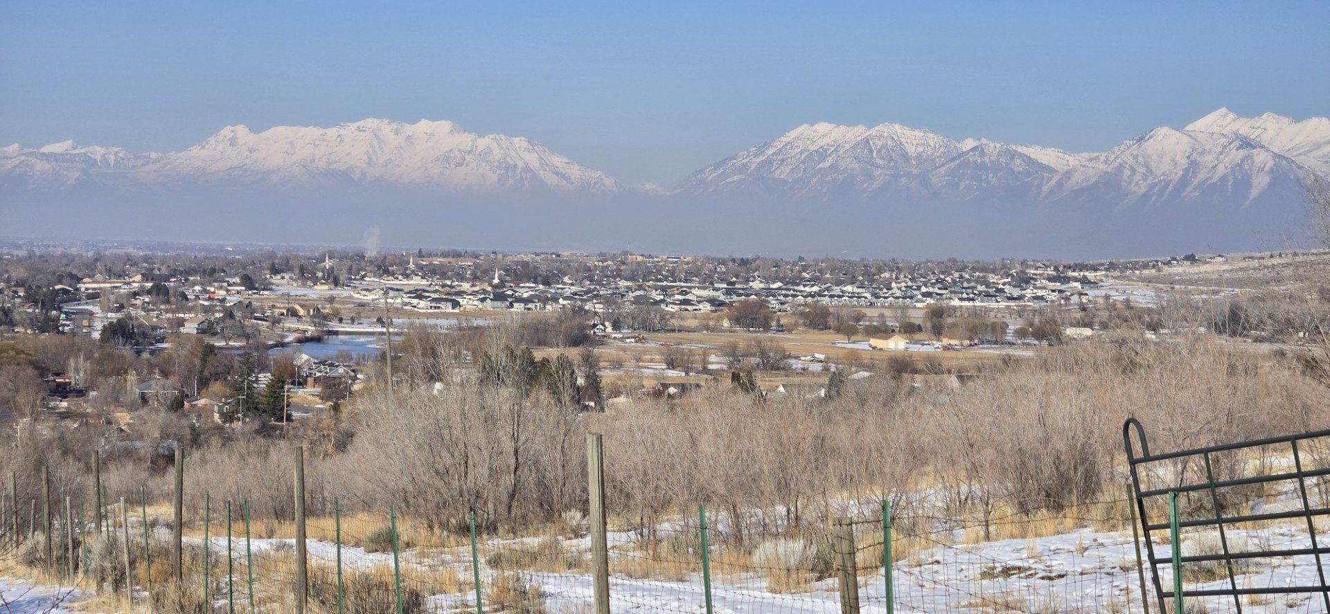 View of mountain feature