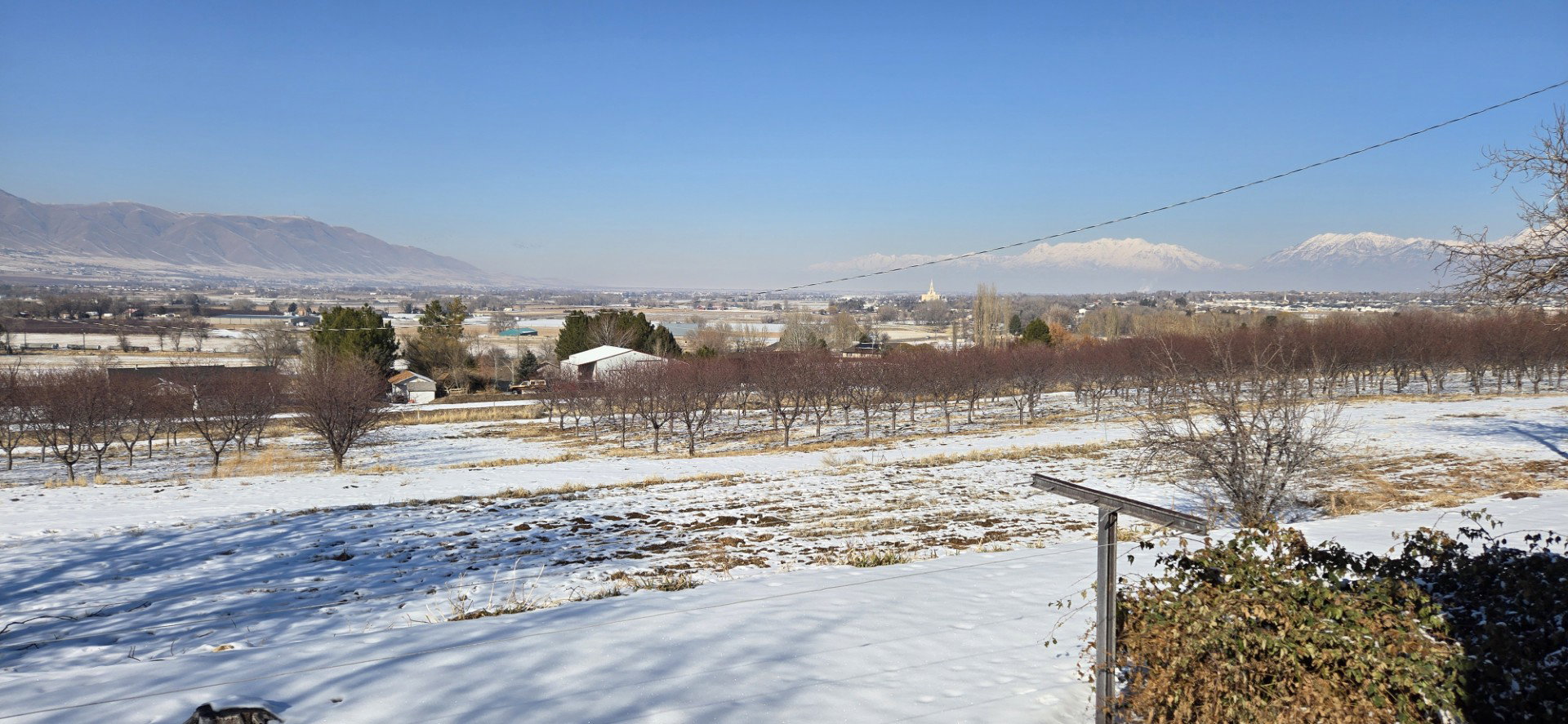 View of mountain feature