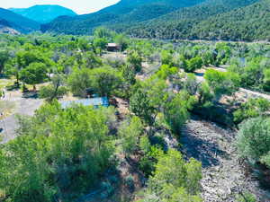 Bird's eye view with a mountain view