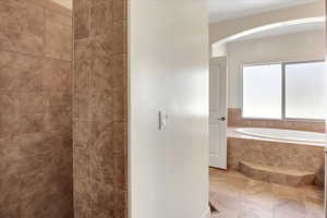 Bathroom with a relaxing tub