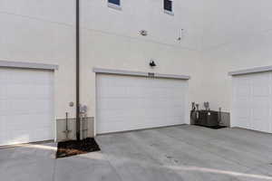 Garage with cooling unit