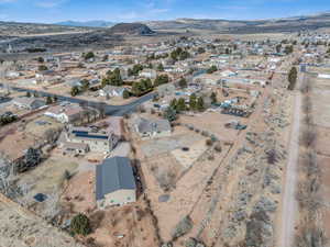 Drone / aerial view featuring a mountain view