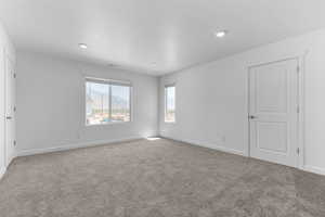 Empty room with carpet