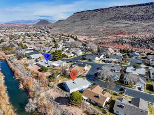 Bird's eye view featuring a mountain view