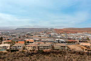 Aerial view with a mountain view