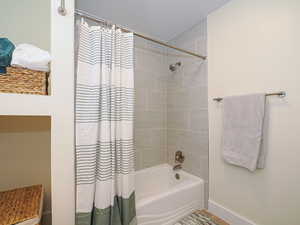 Bathroom featuring shower / bath combo