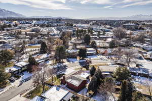 Aerial view with a mountain view