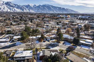 Drone / aerial view featuring a mountain view